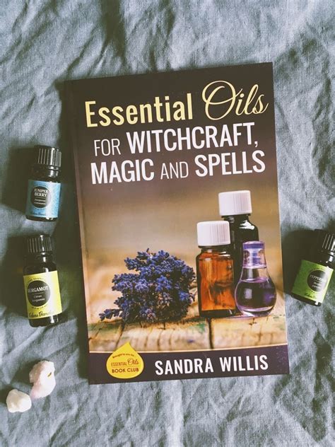 Essential Oils for Spell Work on the Go in Witchcraft